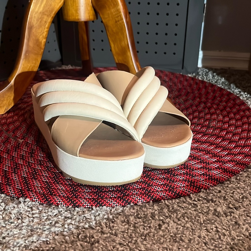 Sorel Womens Cameron Platform Puff Mule Size 10